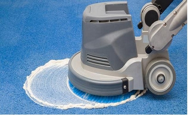 استخدام تقنية البخار في تنظيف السجاد